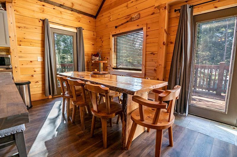 Downhill Lodge Condominium Lake Placid Exterior photo